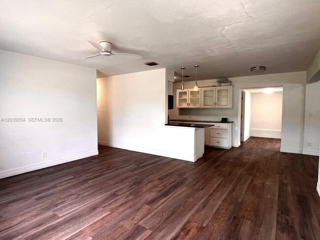 Building Photo - 6232 NW 15th Ct