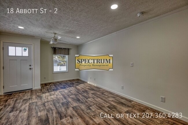 Building Photo - 18 Abbott St