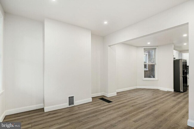 Building Photo - 5907 Osage Ave