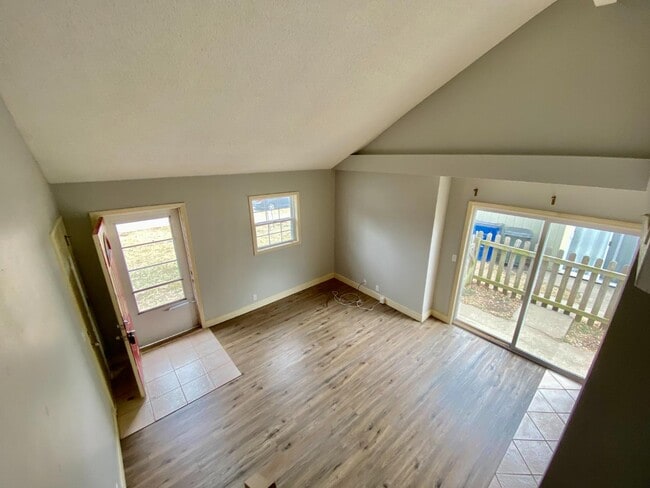 Building Photo - 2515 Morningside Dr