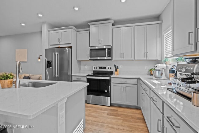 Building Photo - 12050 Calvesta St