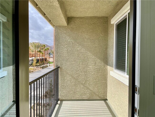 Building Photo - 12185 Scarlet Ember Rd