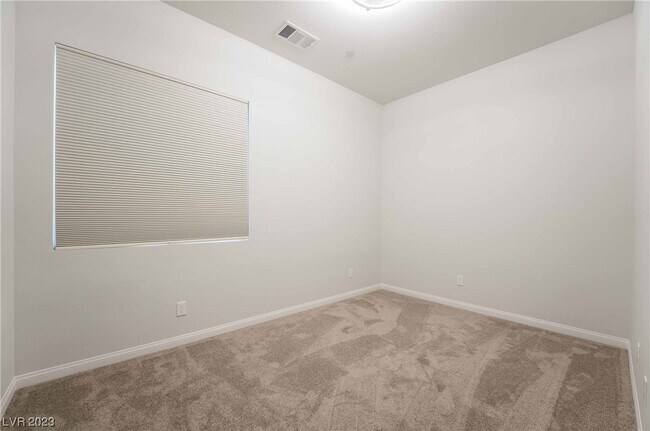 Building Photo - 533 Cadence Vista Dr