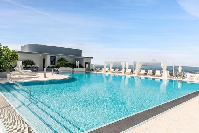 Building Photo - 1000 Brickell Plaza