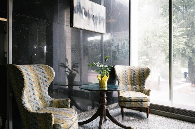 Building Photo - 215 Piedmont Ave NE