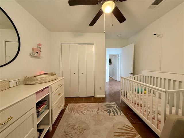 Building Photo - 2922 Custer Dr