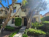 Building Photo - 71 Wonderland