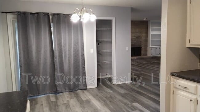 Building Photo - 7110 NW 30th Terrace