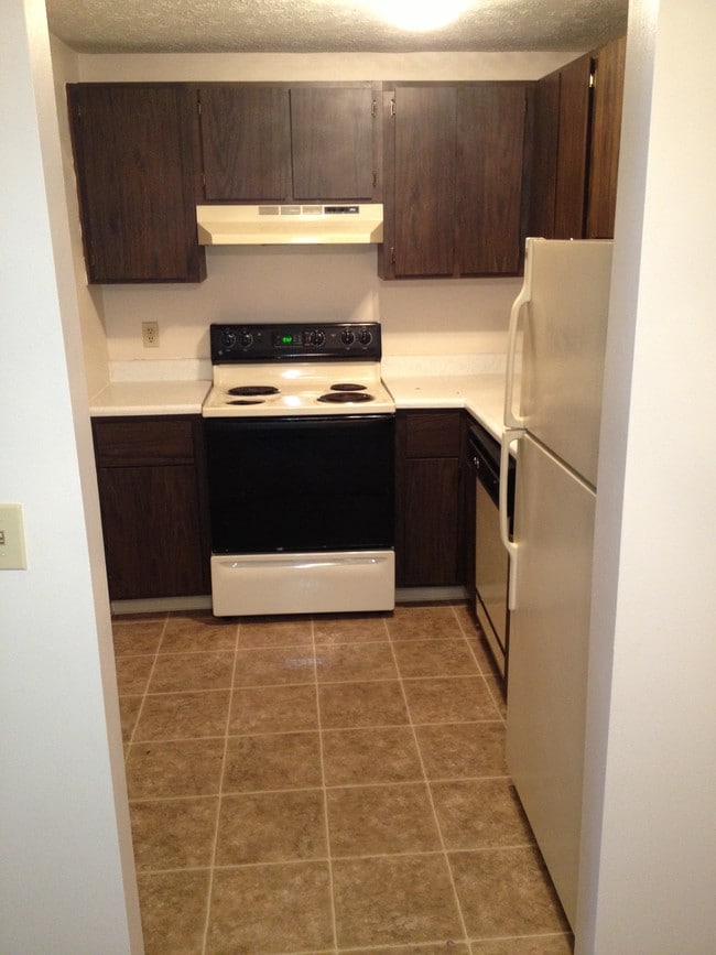 Building Photo - Sycamore West Apartments