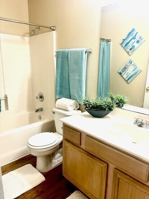 Building Photo - Beautifully Designed Home – Available NOW!...