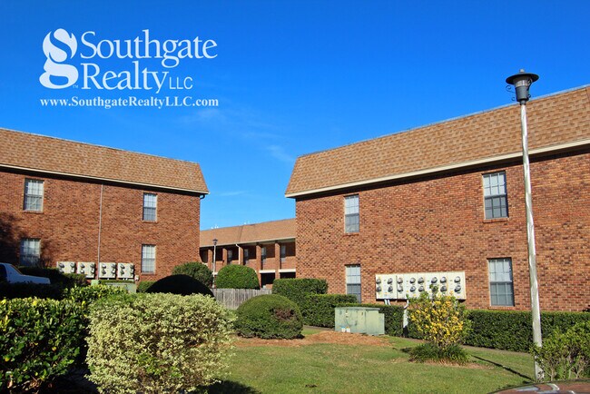 Building Photo - Hardy Manor Apartment Homes