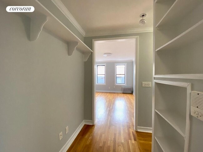 Building Photo - 656 W 162nd St