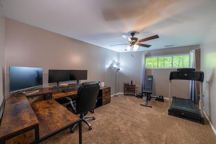 Building Photo - 516 McIntosh Dr