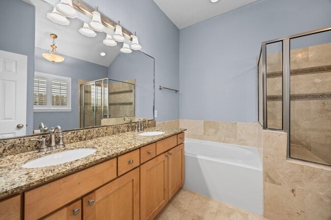 Building Photo - 3429 Clearview Cir