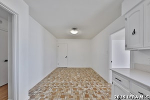 Building Photo - 518 Dresden Dr