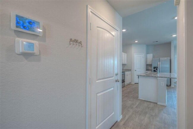 Building Photo - 204 Rockbridge Dr
