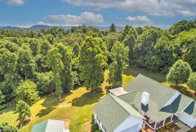 Building Photo - 315 Olivette Rd