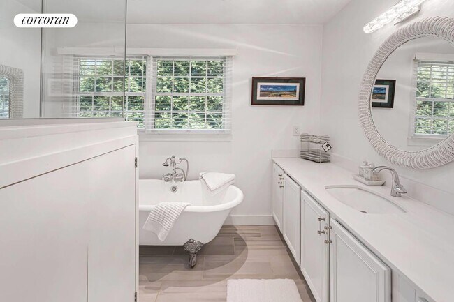 Building Photo - 84 Middle Hwy