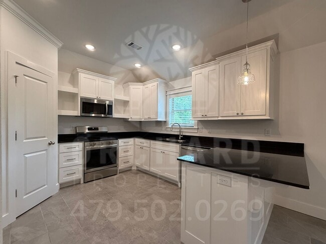 Primary Photo - Bella Vista Single-Family Home- 2 Bed/ 2 B...
