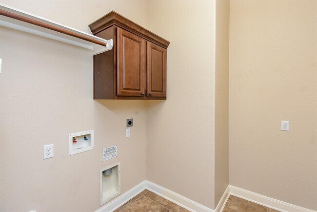 Building Photo - 2031 Ralston Branch Way