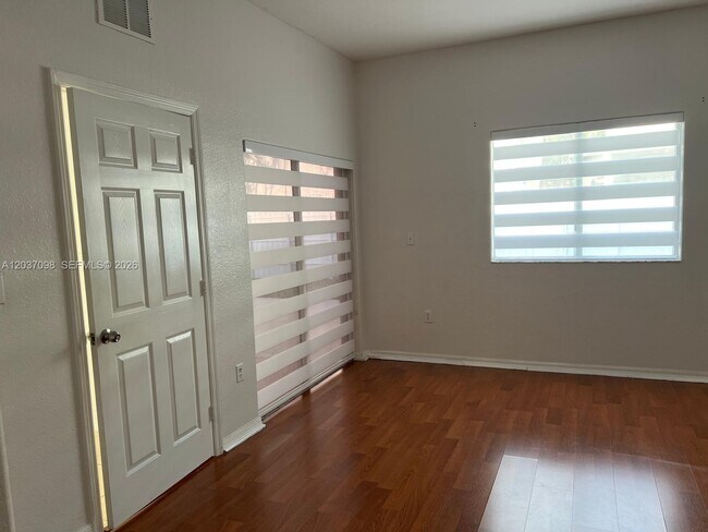 Building Photo - 6101 SW 159th Ct
