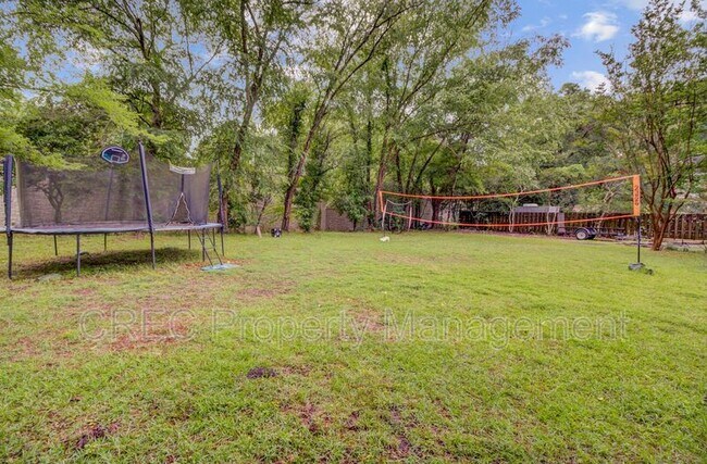 Building Photo - 109 Fort St