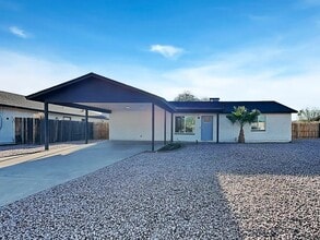 Building Photo - 1126 E Marny Rd