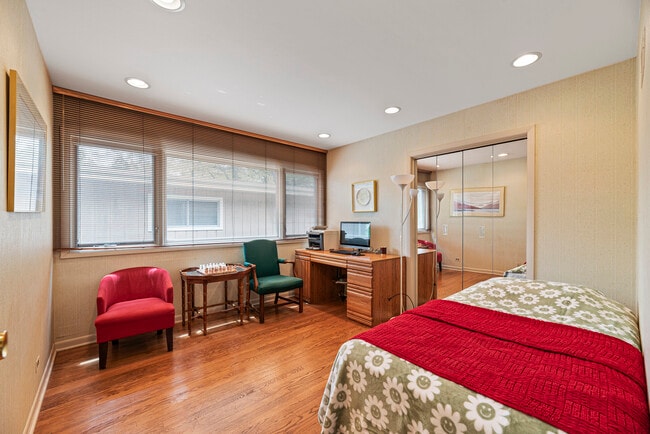 Building Photo - 2906 Idlewood Ln