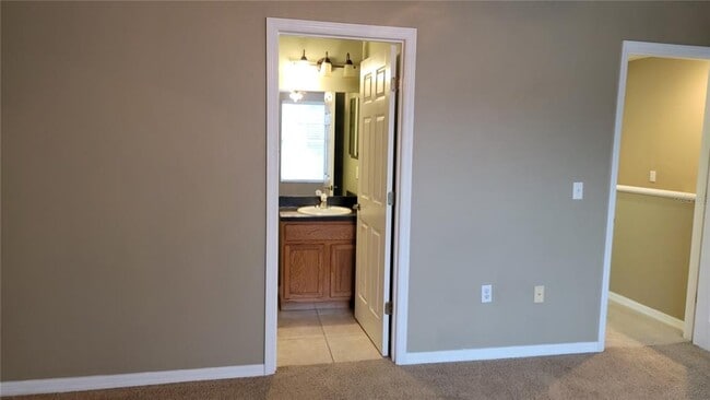 Building Photo - 2805 Cliffe Ct