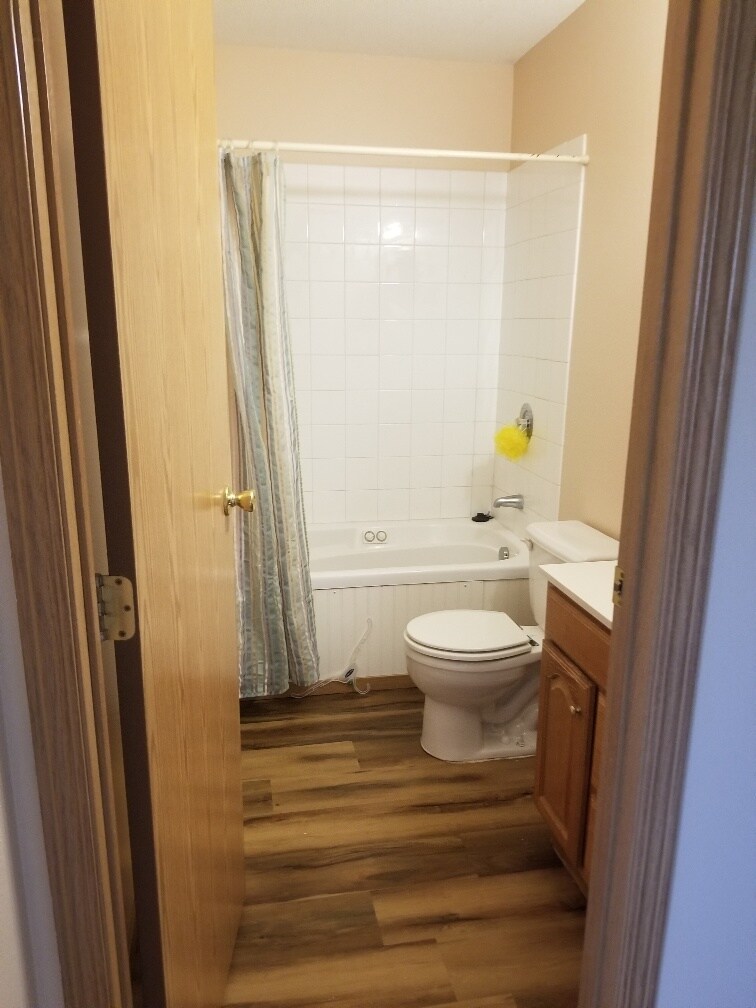 Building Photo - 1829 13th St E