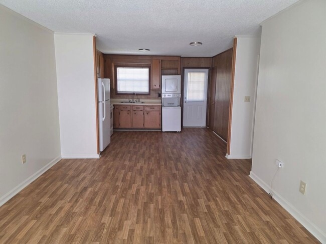 Building Photo - 159 Hazeldale Ln. New Bern, 2 Bedroom, 1 bathroom,  duplex