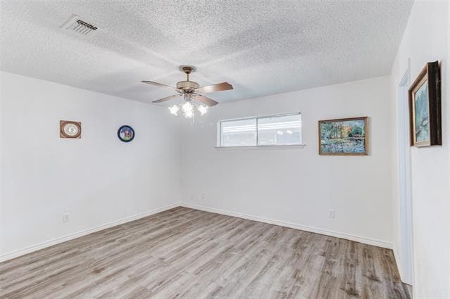Building Photo - 604 McCoy Dr