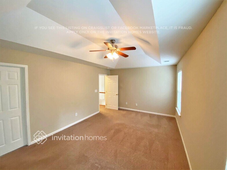 Building Photo - 12601 Cedar Crossings Dr