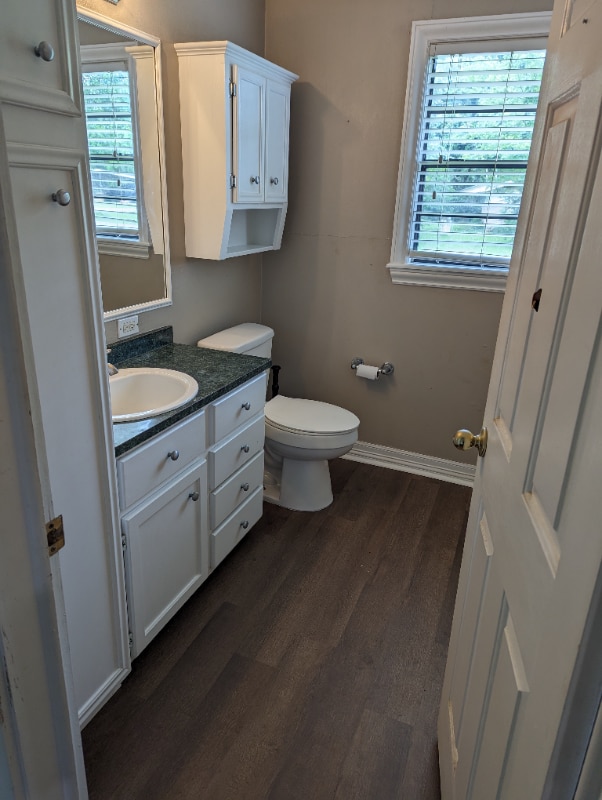 Building Photo - 118 N Attaway St