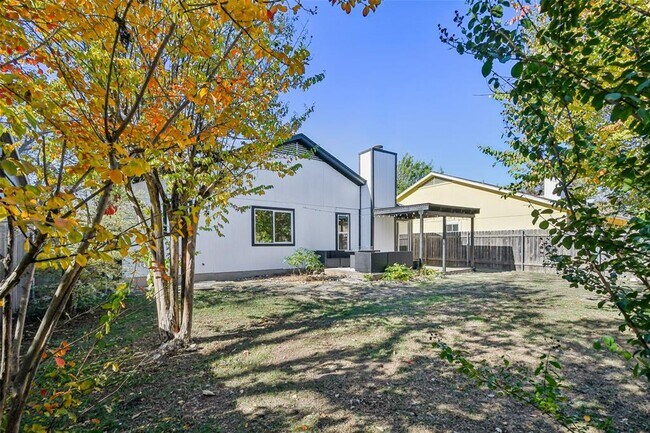 Building Photo - 12907 Water Mill Cove