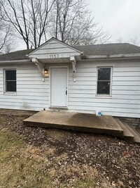 Building Photo - 1553 E Hickory St