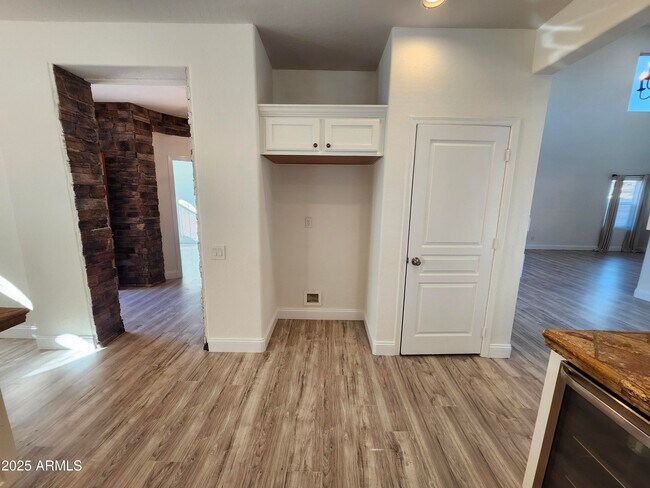 Building Photo - 7762 E Boston St