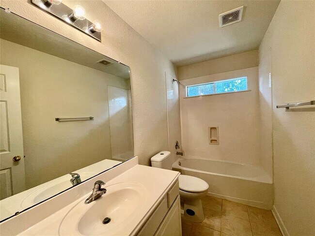 Building Photo - 21816 Grand Lancelot Dr