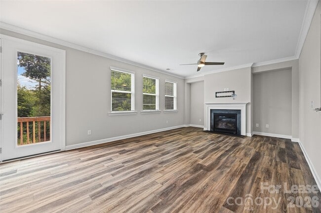 Building Photo - 414 Sandbar Pt