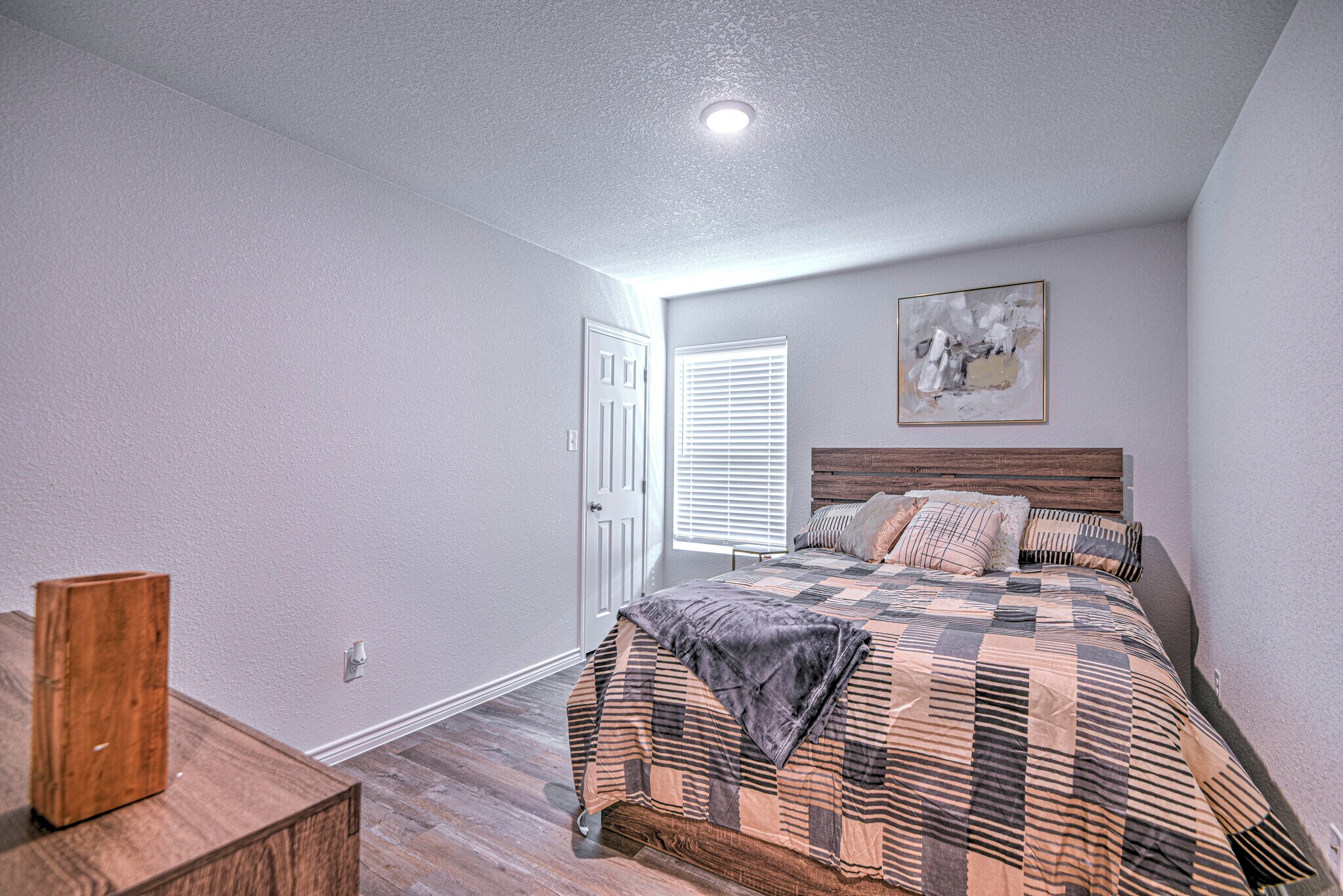 Building Photo - 5812 McGregor Loop