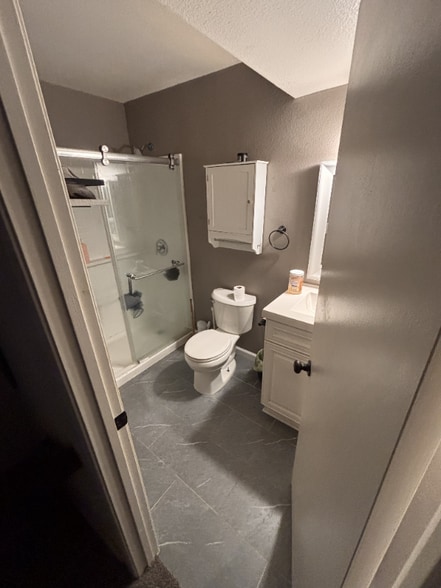 Building Photo - 2615 Alta View Dr