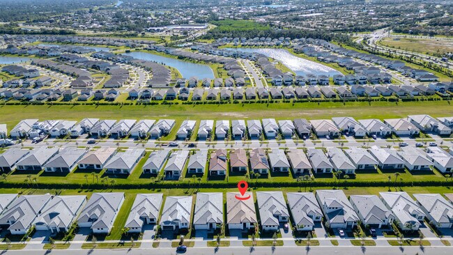 Building Photo - 9155 SW Esule Way