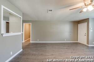 Building Photo - 9438 Celine Dr