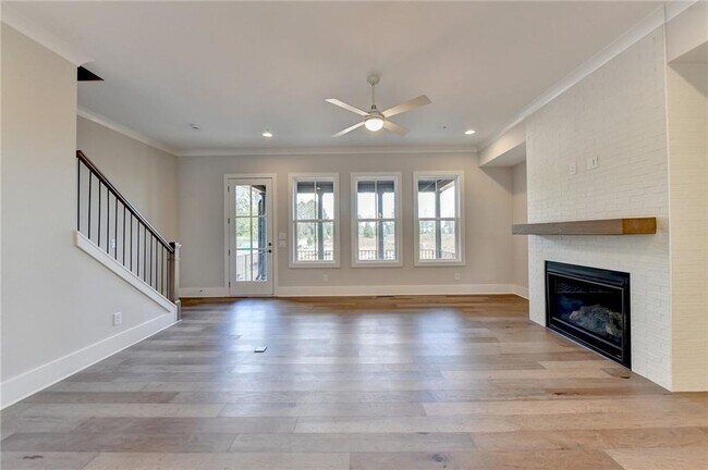 Building Photo - 375 Chiswick Cir
