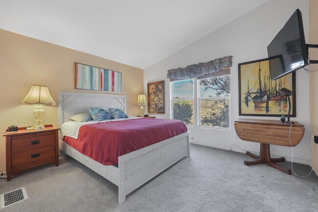 Building Photo - 60781 Painted Hills Rd