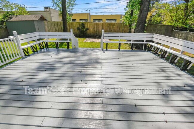 Building Photo - 1641 Falmouth St