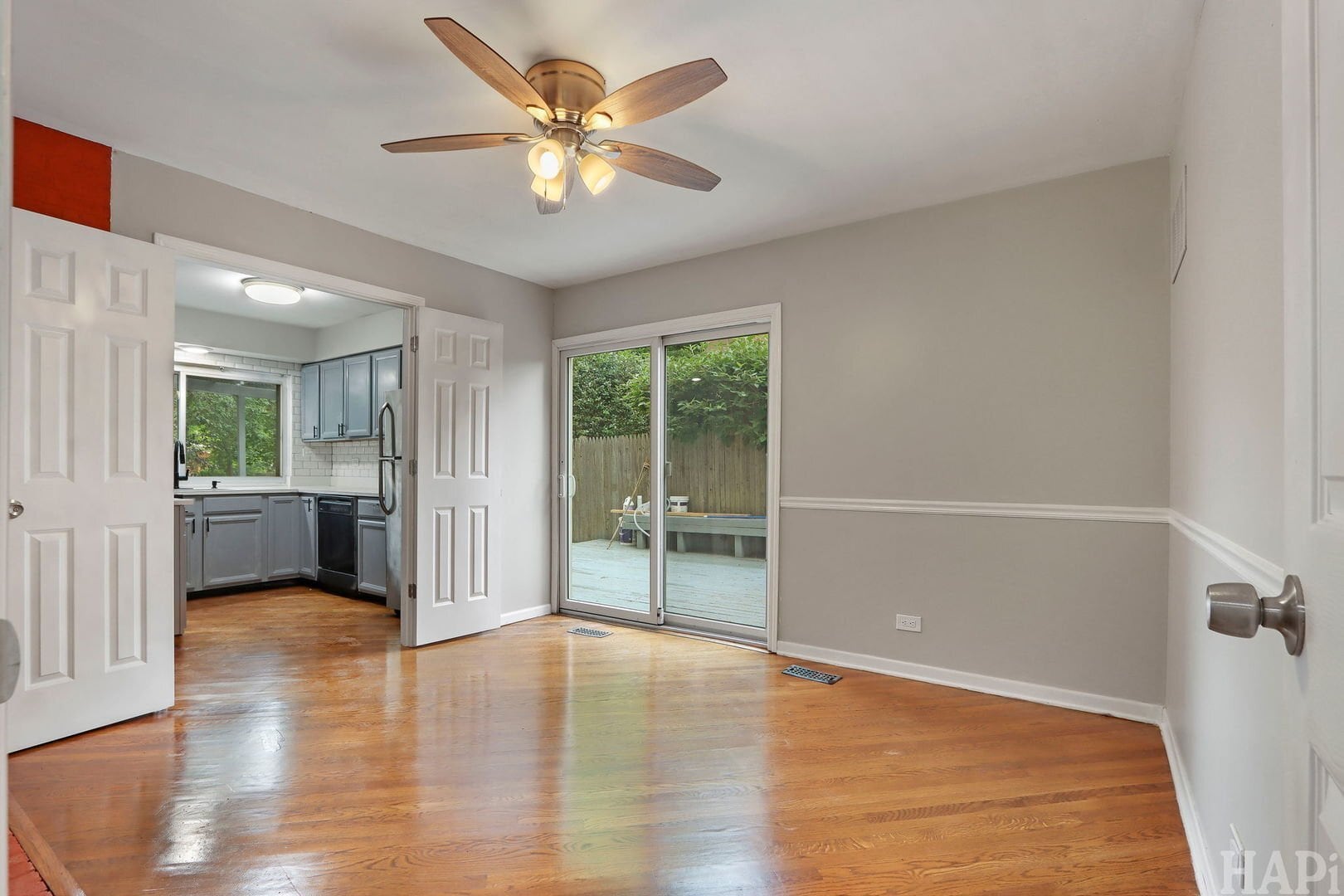 Building Photo - 1540 N Pepper Tree Dr