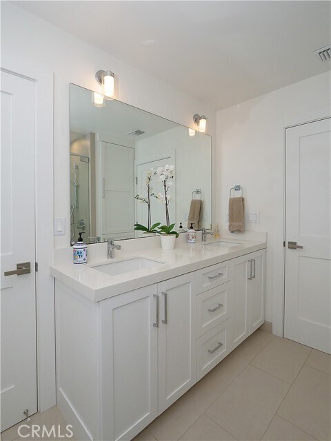 Building Photo - 67 Eastfield Dr