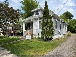 Building Photo - 824 Cleveland St