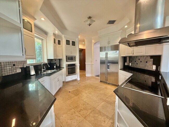 Building Photo - Partially Furnished 3 Bedroom / 2.5 Bathroom Custom Home in Sandhill Estates gated community!
